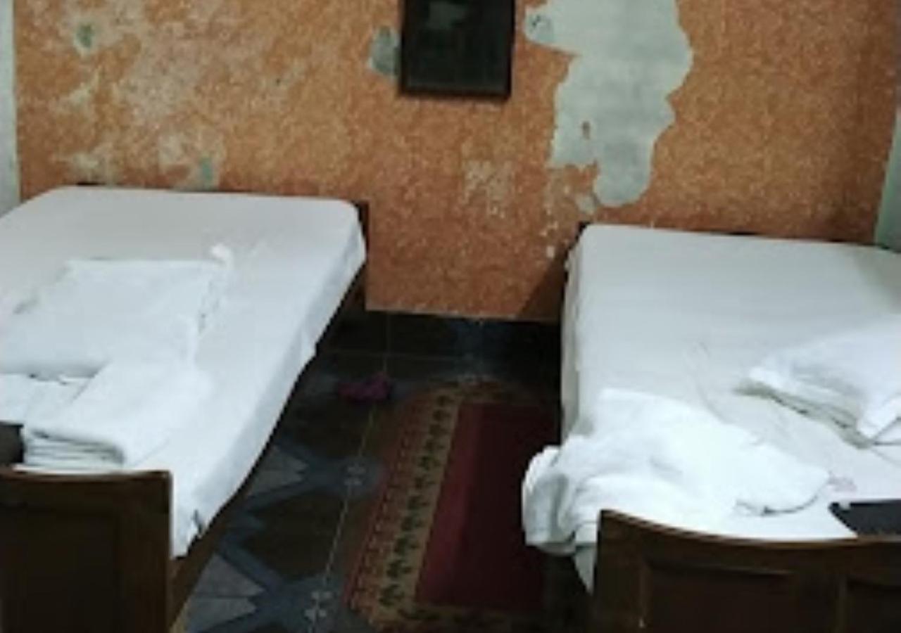 Vijieya Hotel Bihar Saharsa Exterior foto